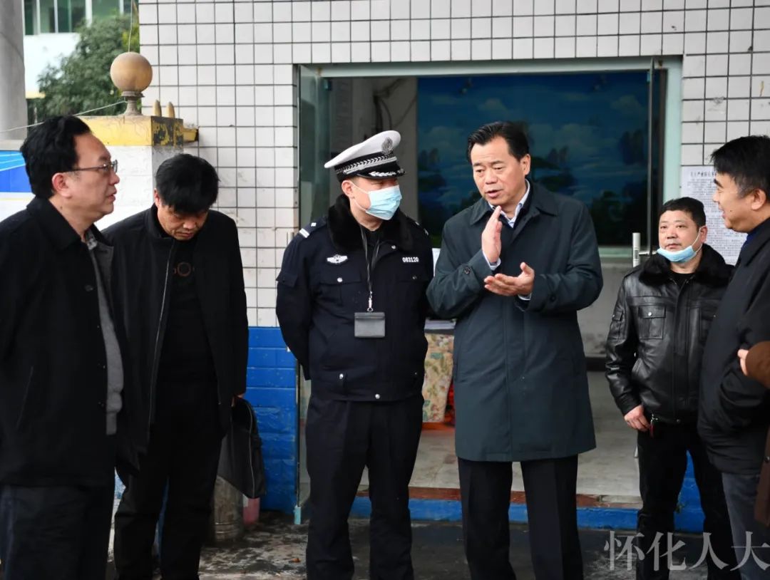 ​石希欣在辰溪督导安全生产工作时指出 统筹推进安全生产疫情防控工作 确保人民群众过上安定祥和春节