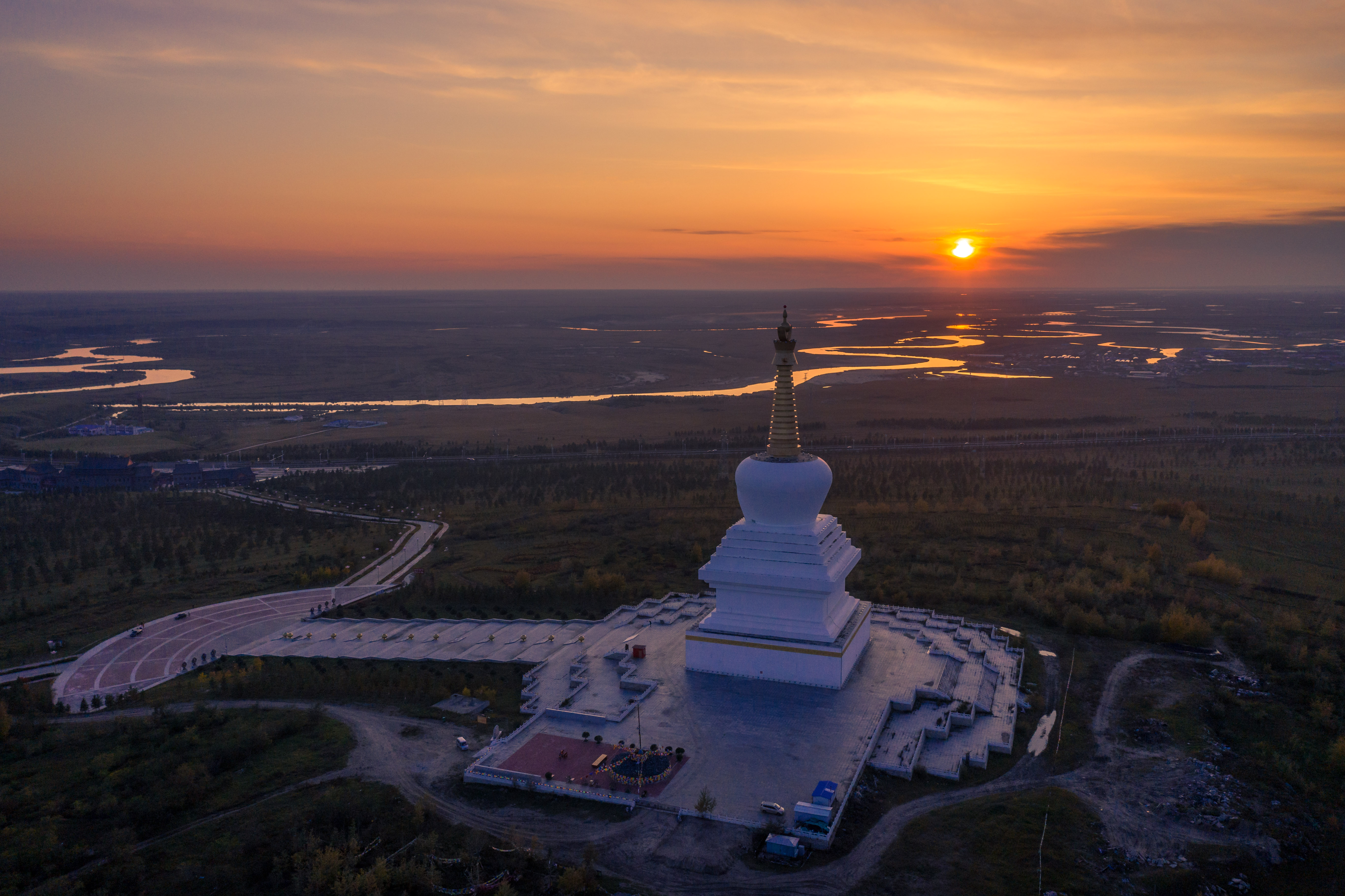 双节祈福两河圣山呼伦贝尔玄关艳遇波澜壮阔