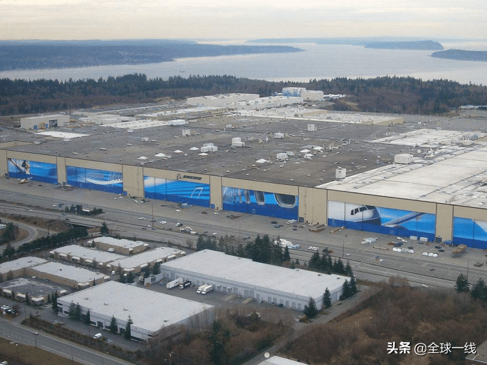 倒向美国后被无情抛弃，副总统认清现实喊话中