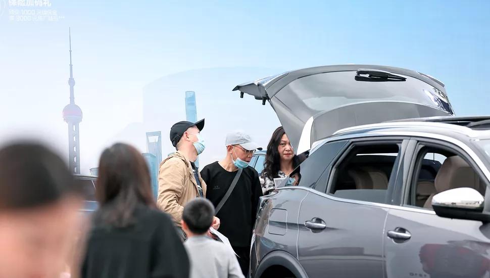 两百多年的老品牌换新颜，东风标致不止变了个Logo那么简单