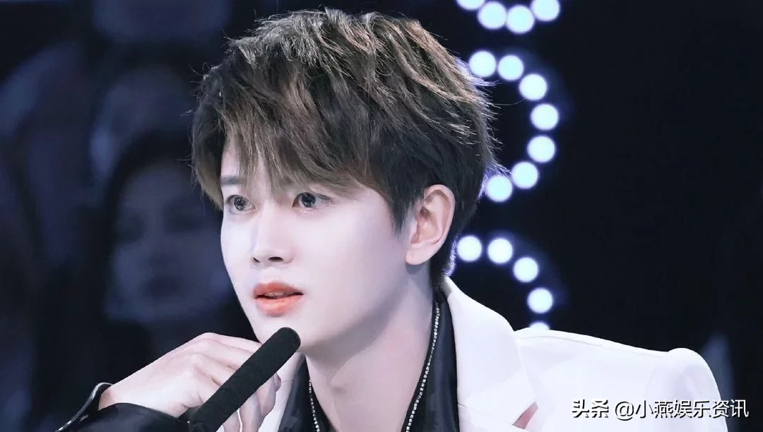 任嘉伦五月全面开花！再次解锁新代言！《舞者