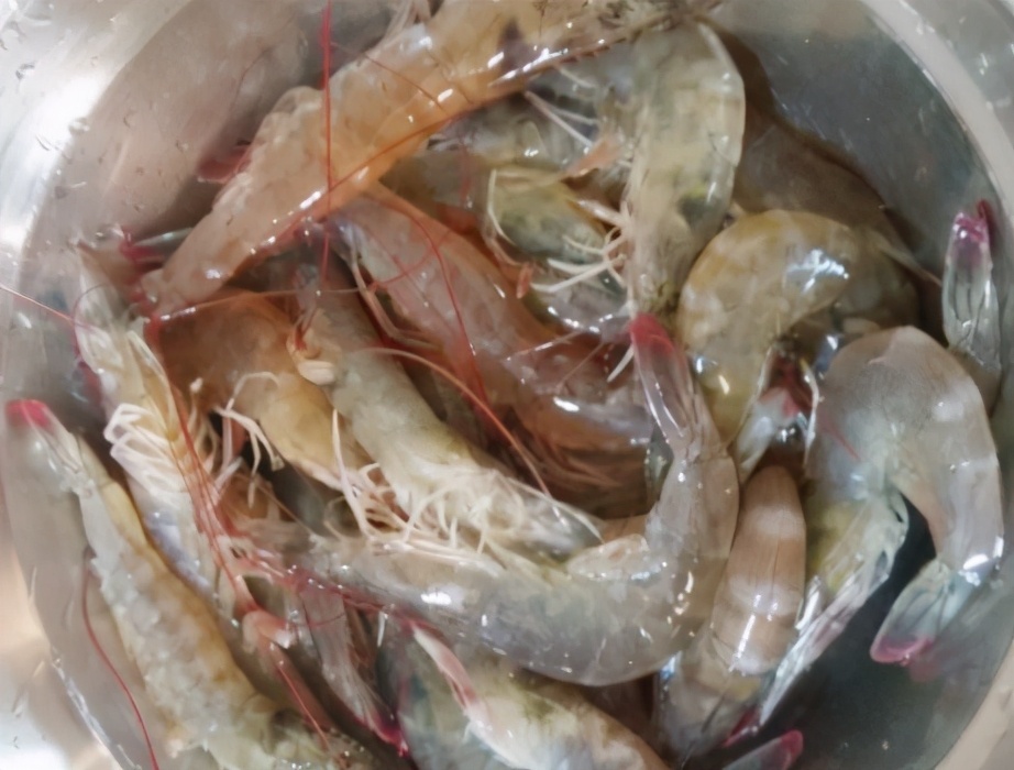 图片[2]-水煮虾的做法步骤图 虾肉鲜嫩味美无腥味-起舞食谱网