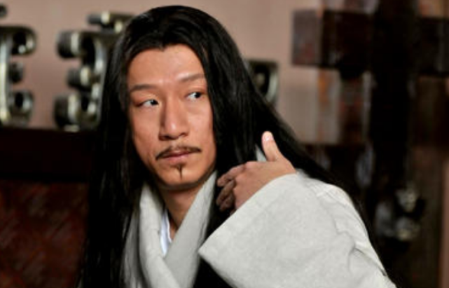 因嫉妒孙膑才华，庞涓挖其膝盖骨残忍折磨，孙膑是如何复仇的？