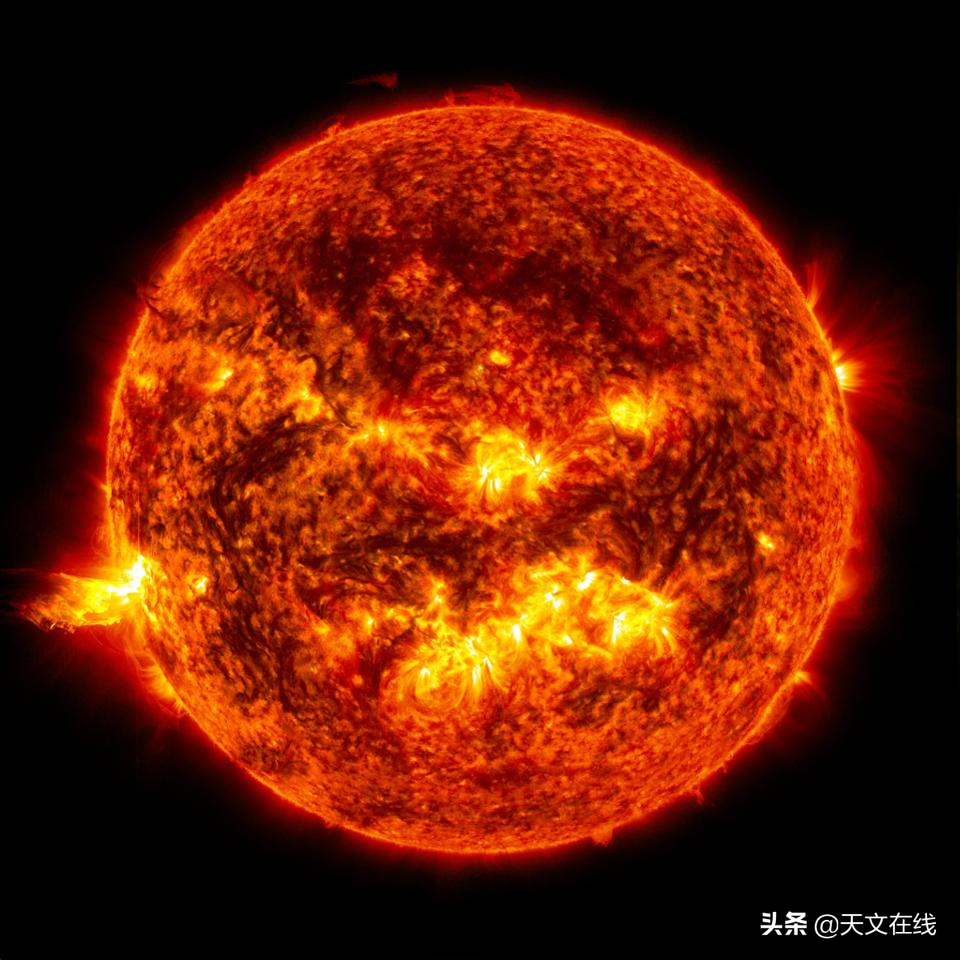 具有历史意义的太阳轨道器发射——研究太阳的两极