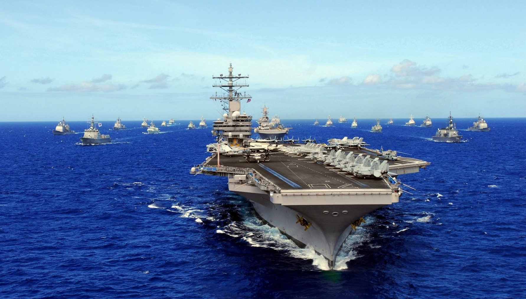 大动作！日本160亿买了个岛，专供美军航母舰载机训练