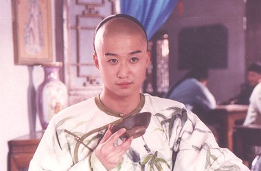 硬汉吴京的蜜糖婚姻：20亿身价背后，是妻子谢楠的一句“我养你”