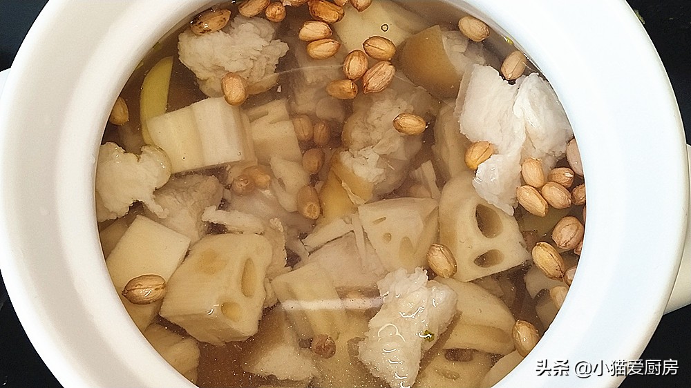 圖片[10]-秋冬季節蓮藕和豬蹄要這樣吃 配料和做法都很簡單 燉一鍋不夠吃-起舞食譜網