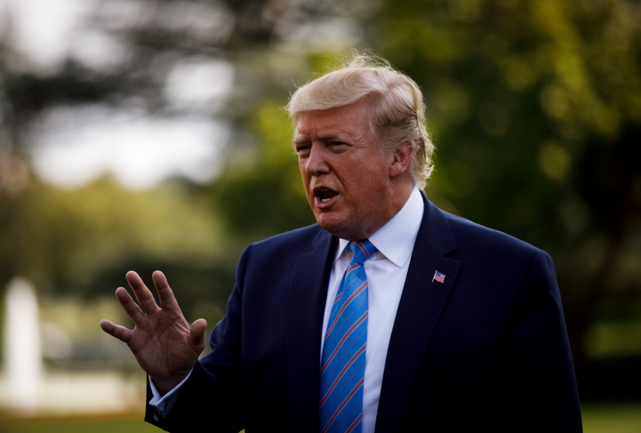 拜登剛獲交權便傳來噩耗，特朗普故作不聞不問，民眾或全低估他了