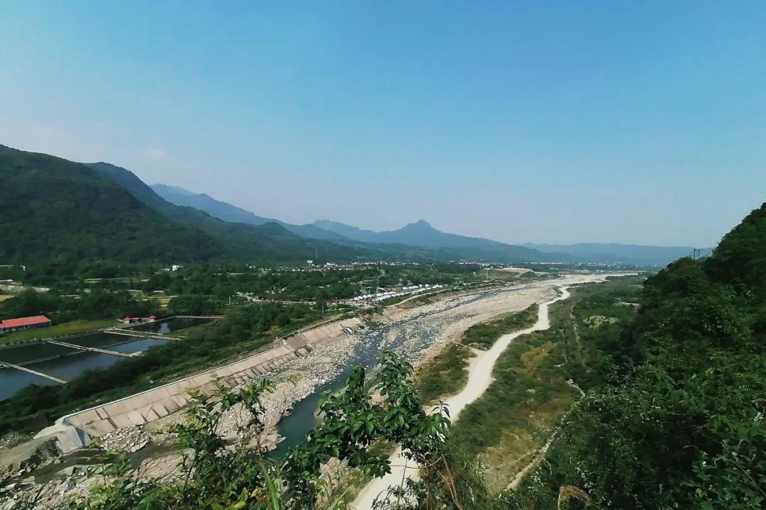 高速15分钟直达，这座城市比成都更安逸，却有