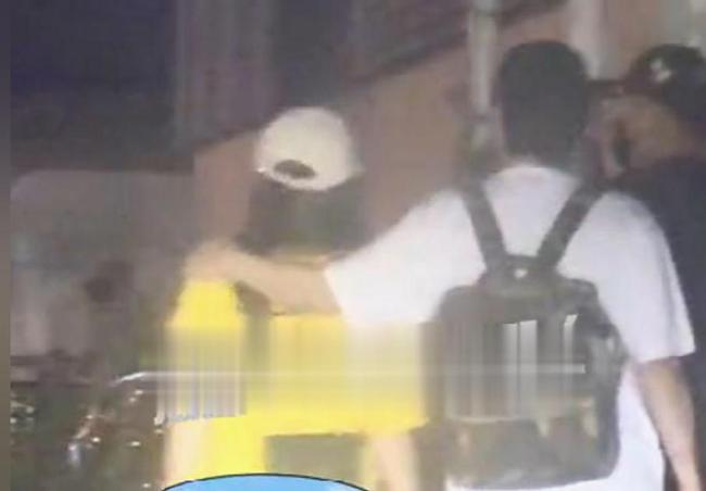 德云社孟鹤堂承认已结婚，他的粉丝惨遭打脸：曾辟谣女方是侄女