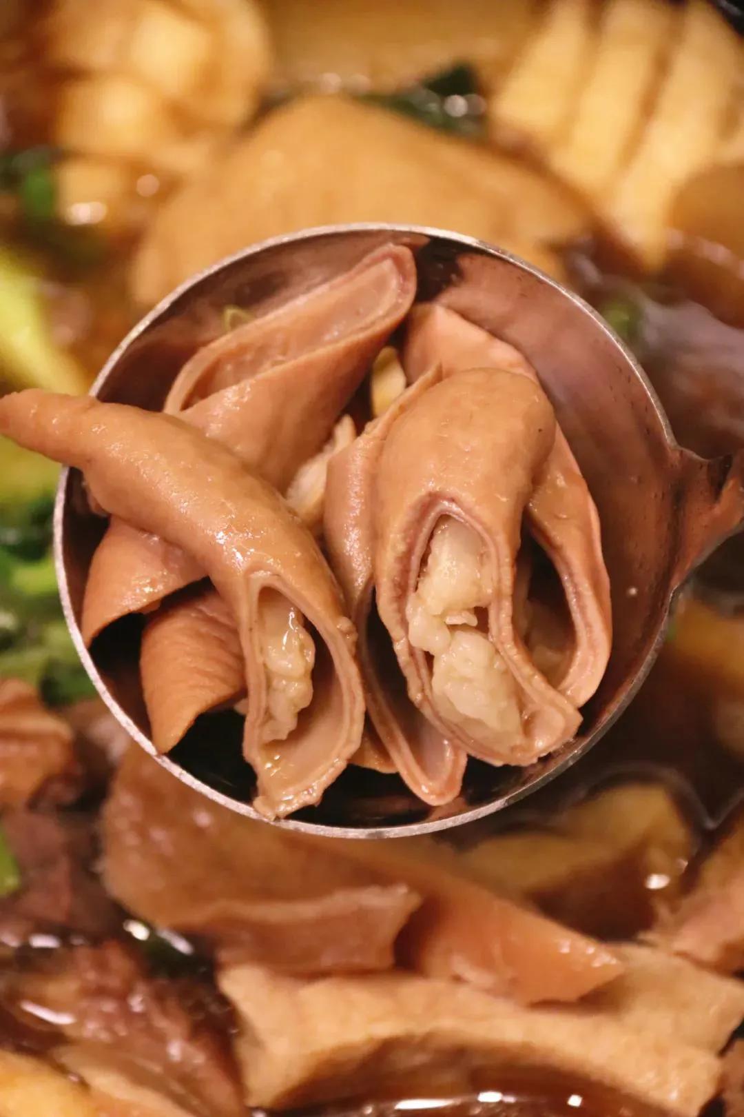 发哥与财叔关于牛杂煲的故事