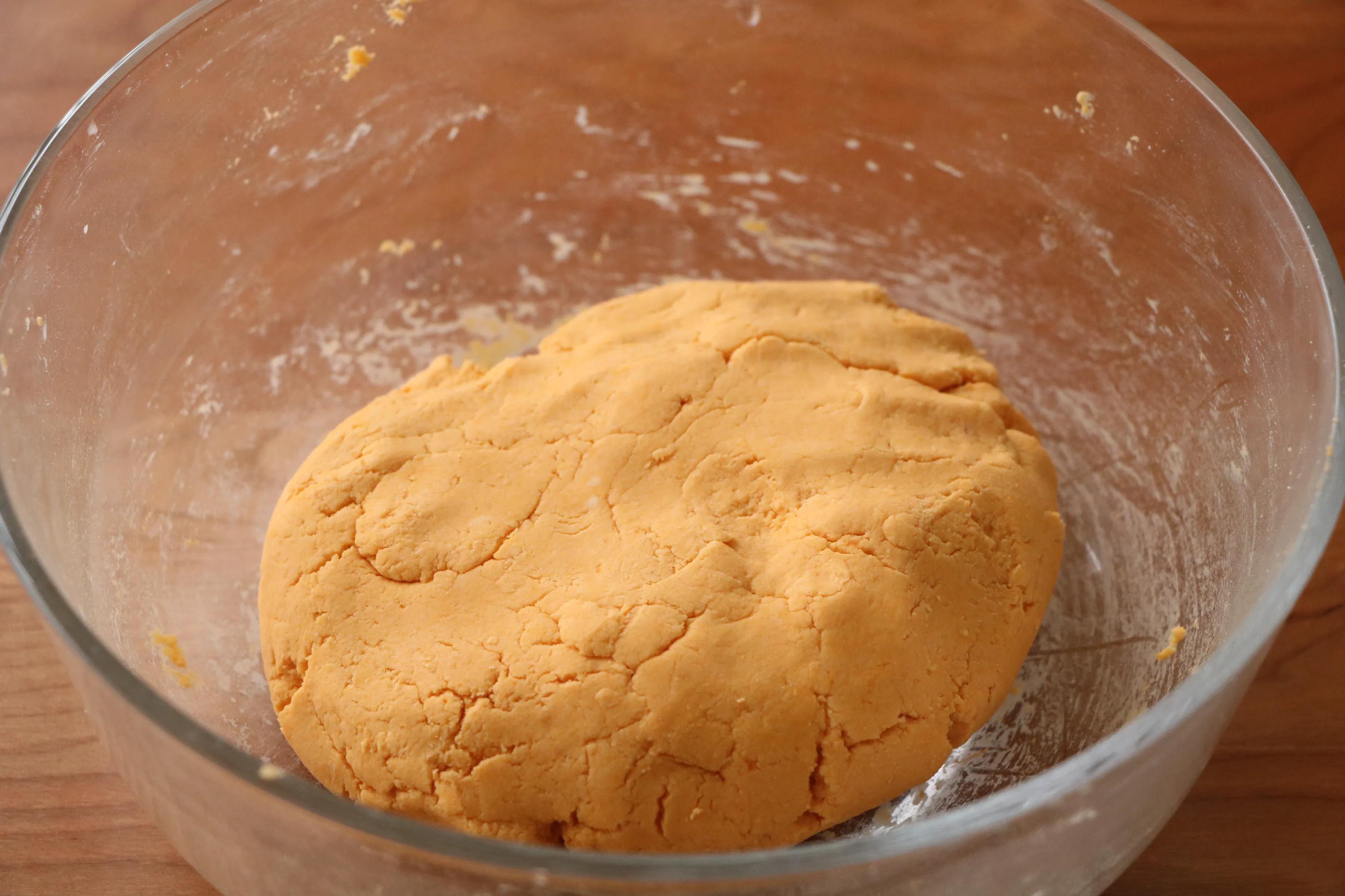 爆漿的紅薯芝士餅，咬一口柔軟又拉絲，孩子吃了還想吃，太美味了