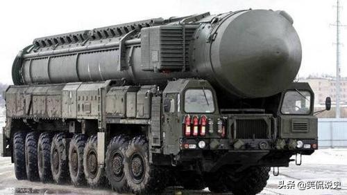 俄亮相最新导弹：射程18000公里携20枚核弹头，1枚可摧毁半个美洲