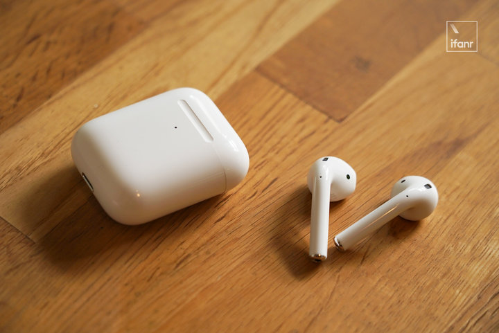 新 AirPods 評測：我戴了 24 小時(shí)，體驗(yàn)到這 6 大變化丨模范評測