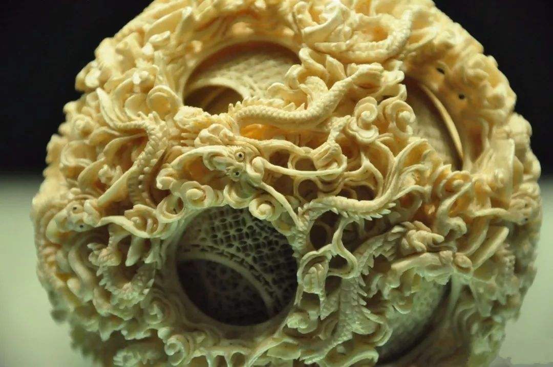 中日象牙球同现万博会：中国的惊艳世界，日本