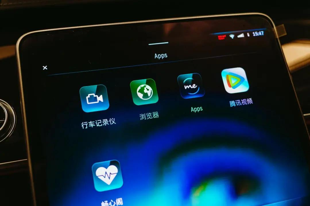 奔驰新S级一出，宝马7系和奥迪A8L又黯然失色了