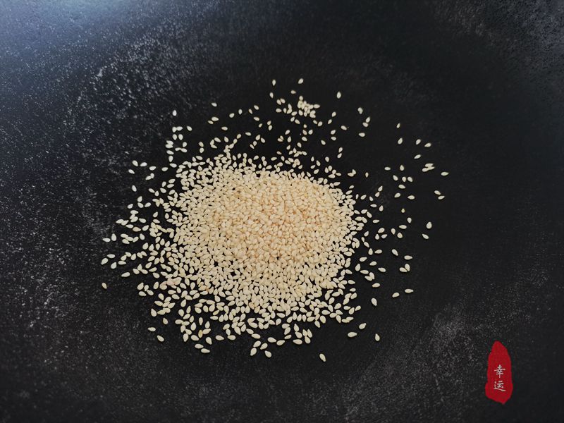 女神節的甜品製作完成，心情暢快如花，外酥內糯層次豐富