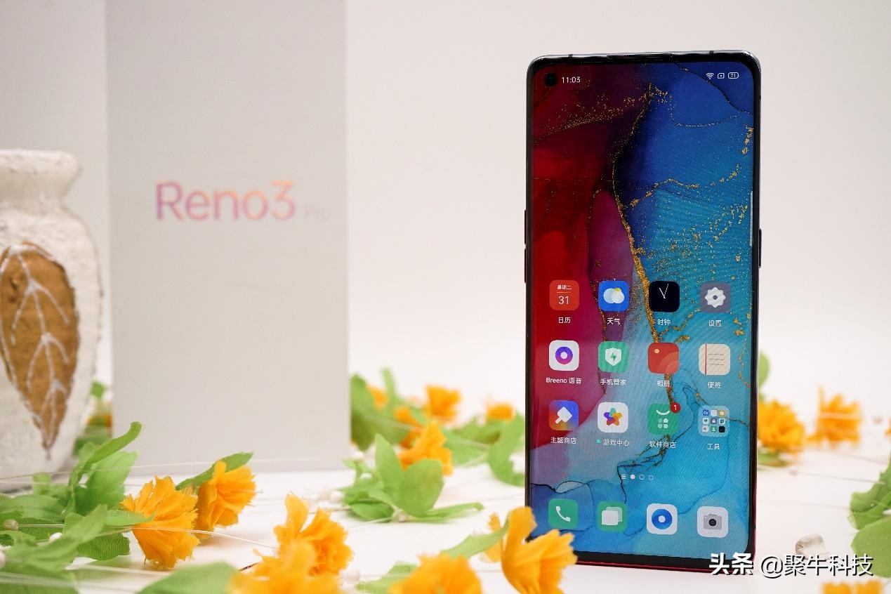 现阶段最轻巧的5G手机上？OPPO Reno3 Pro真机实拍视频