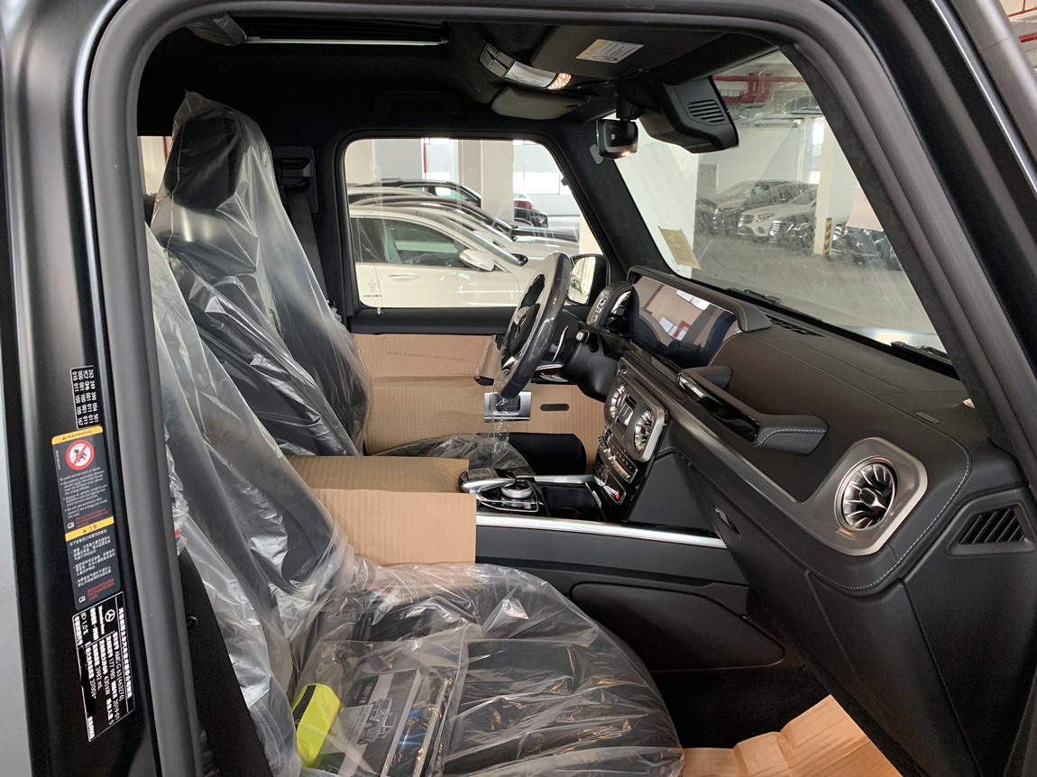 奔驰 G63 AMG 黑外黑内