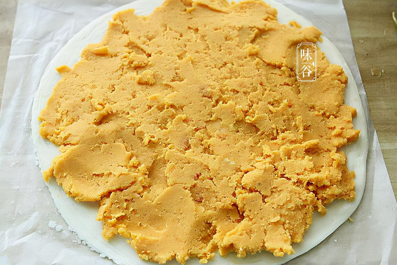 红薯别再煮着吃了，包上手抓饼，孩子抢着吃，后悔做少了，真香