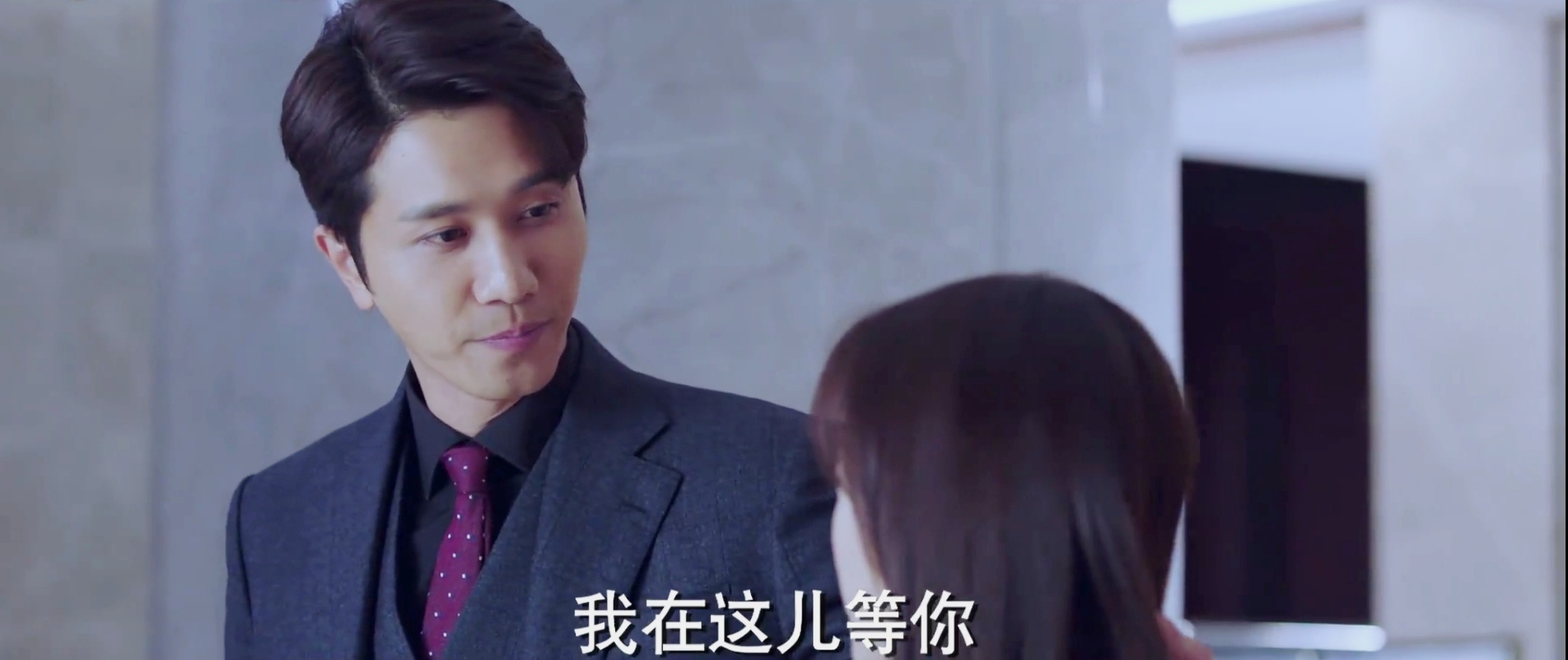 坠入|阳光之下：坠入爱情的封潇声流下不争气的泪水 看柯滢干了些啥