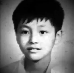 陈坤儿子陈尊佑的身世之谜,时间回到18年前,保