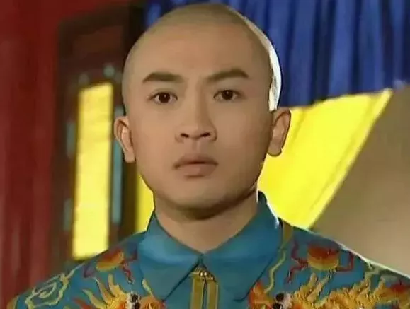 《还珠格格》开播23年后：原来容嬷嬷扎的都是坏人啊