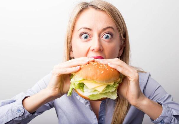 女性過了50歲，飲食堅持�3多4不要�，做好3件事，健康伴隨你