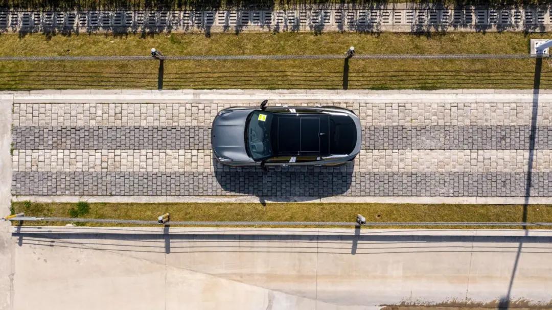 沃尔沃同款动力、车内无异味，领克05为何这么强？