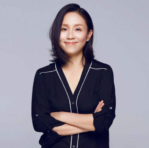 任豪这得报备几次啊？龙丹妮解释艺人谈恋爱：可以但是要报备