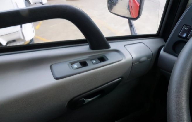 �г��е����Ῠ�𽺼�������ʶ֪���٣�