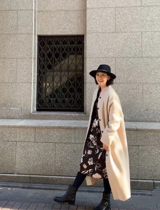 50岁的女人可以不时髦，但一定要优雅，这些日本主妇太会穿了