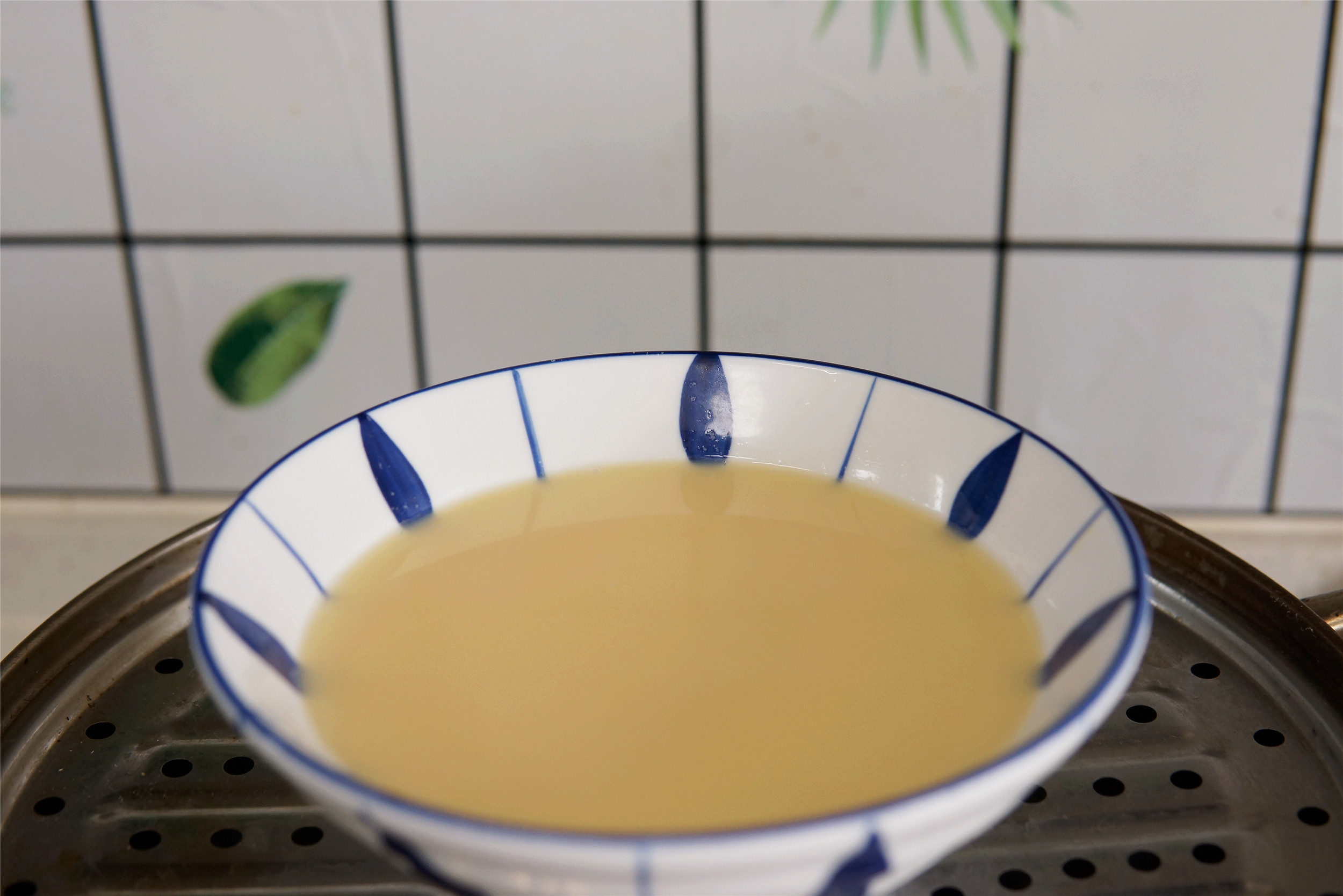 自制豆腐脑，1把黄豆2个鸡蛋就搞定，不用卤水，省事还好吃