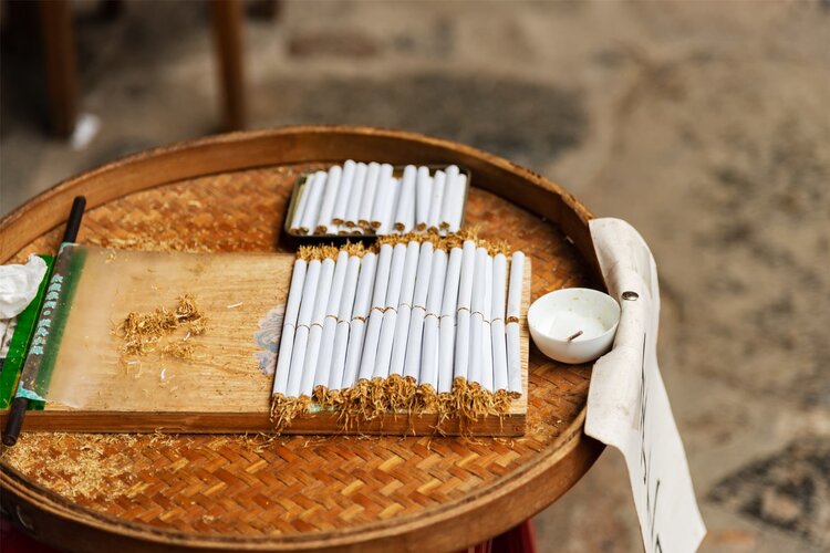 很多烟民开始抽“茶烟”了，茶烟是健康的香烟替代品吗？最好不碰