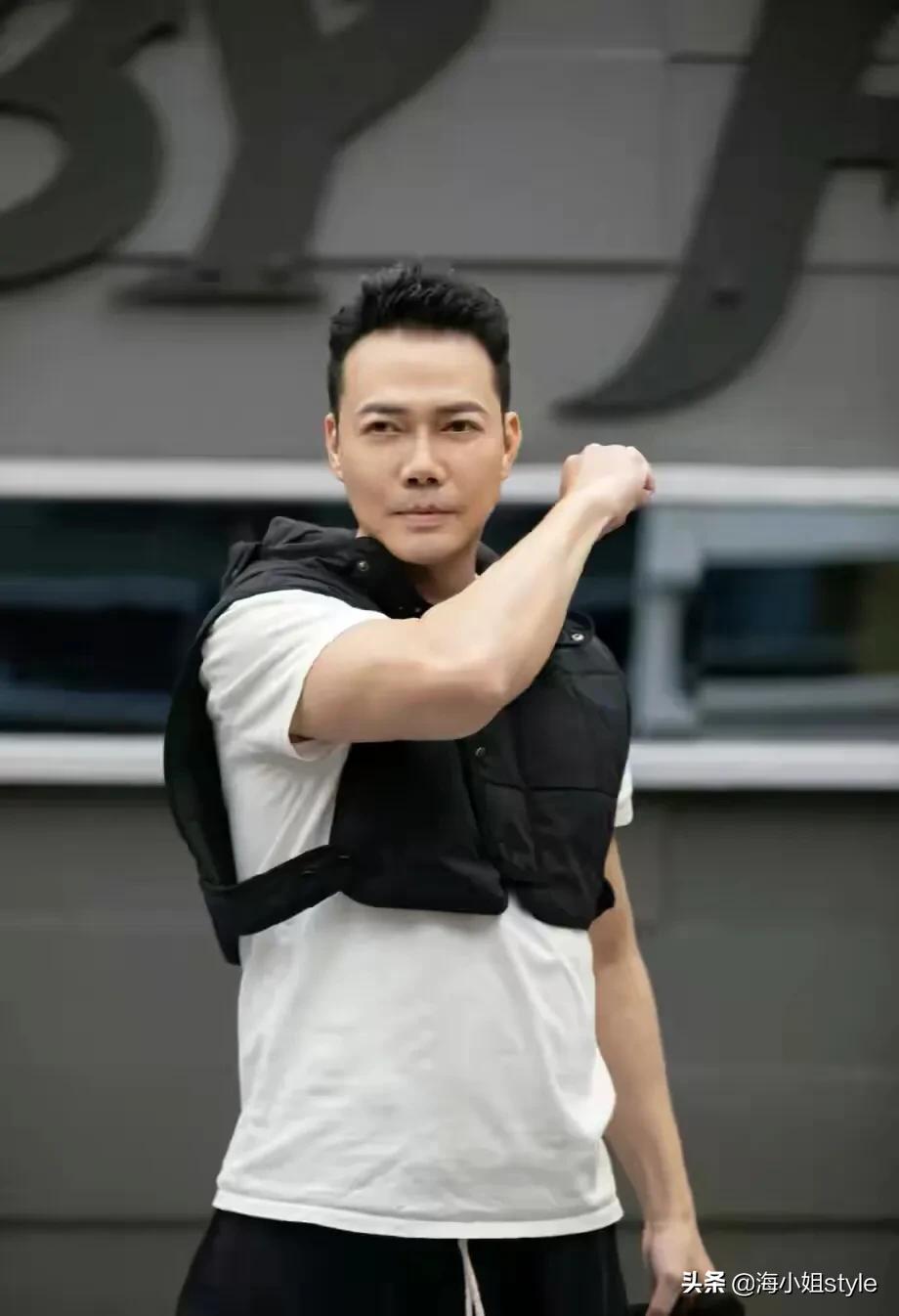 7位销声匿迹的港圈男神，最大的62岁，最小的40岁，都是时代记忆
