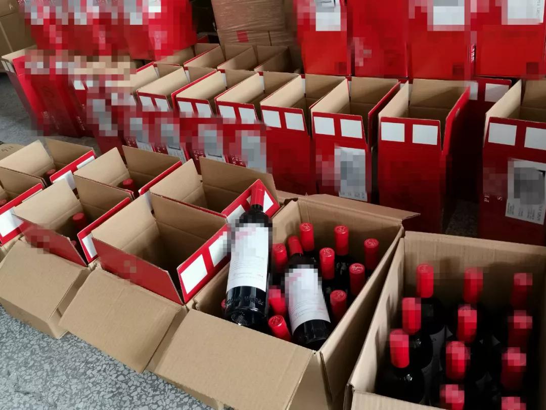 国内警方破获1.3亿澳B富红酒大案！挖出成熟造假产业链