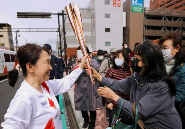 史上最危险奥运！日本疫情辐射夹击，圣火传递取消，多国要退出