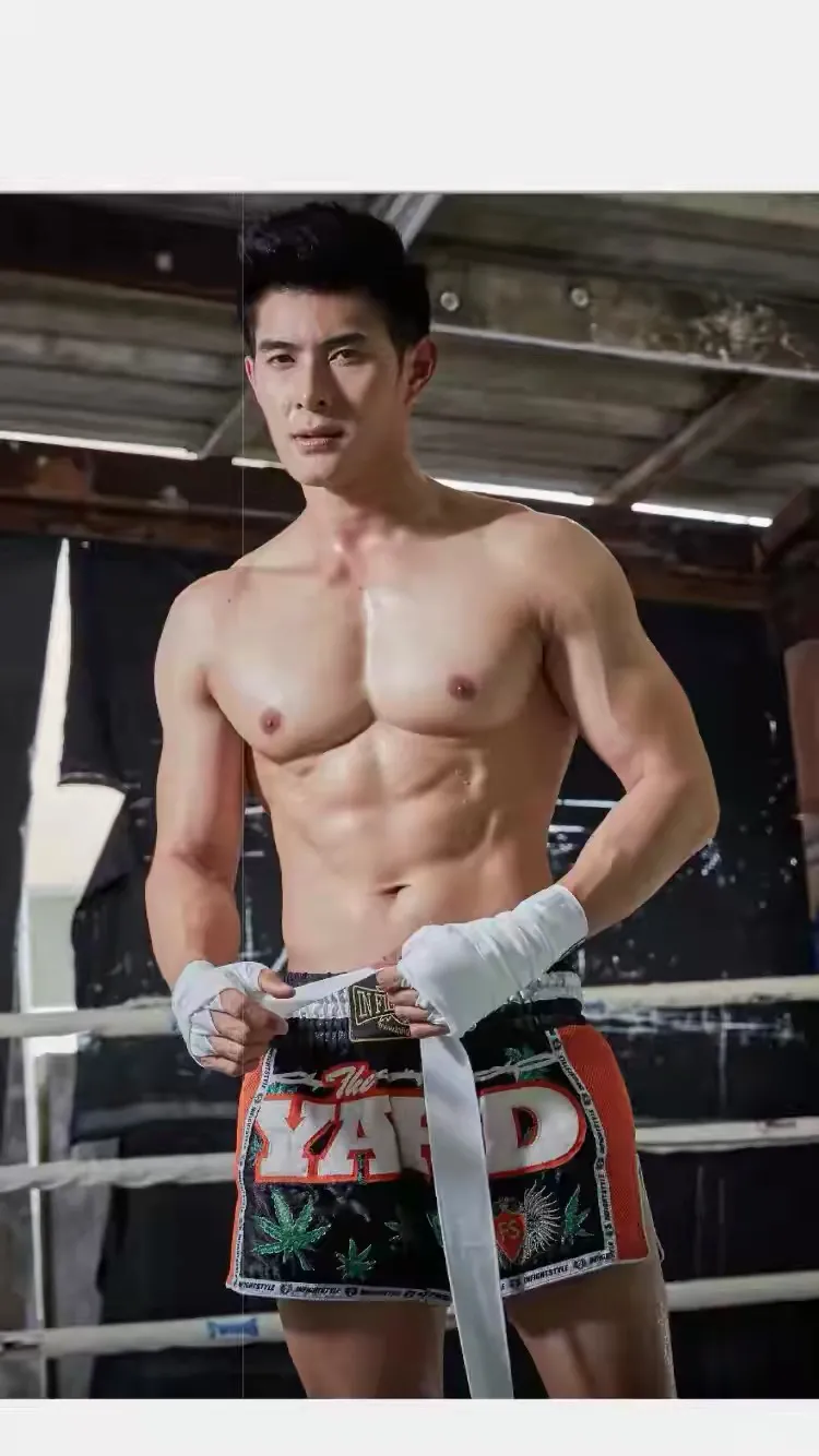 东南亚男模演绎男模拳击
