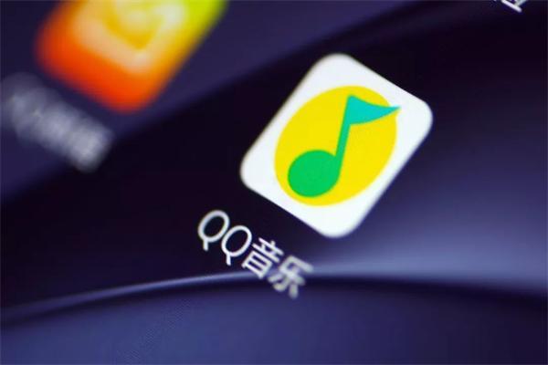一个月蒸发6200亿，腾讯相继遭到三次打击，马化