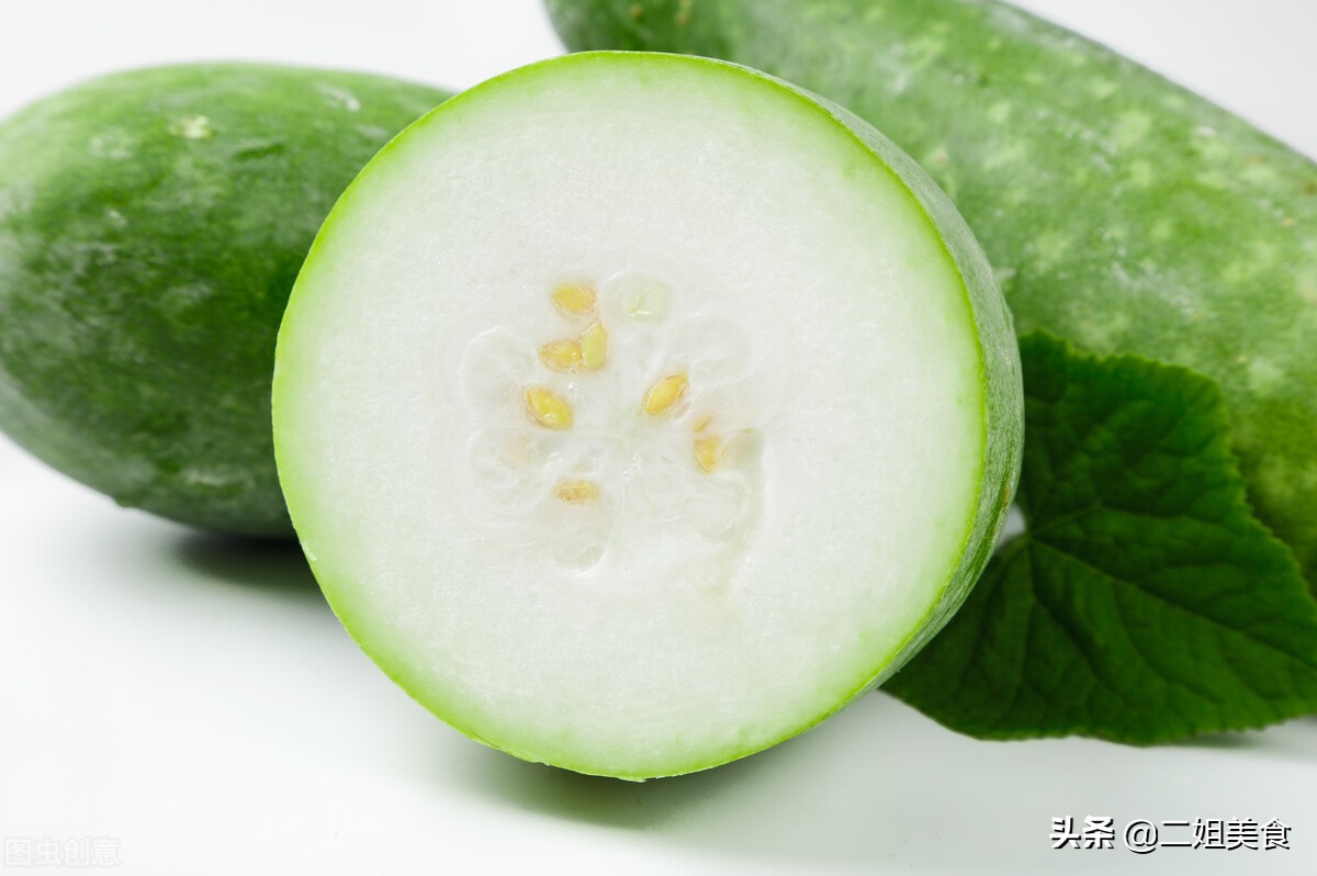 买冬瓜，选深绿色的还是浅绿色的？口感差别大，以后别选错了