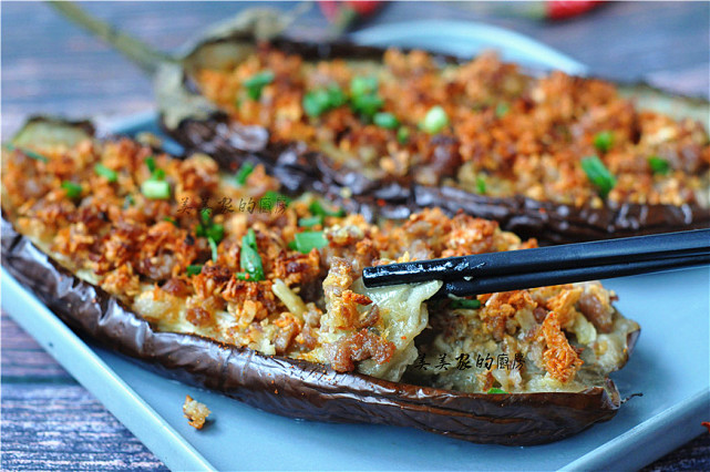 茄子別再炒了，加1把大蒜，不蒸也不炸，鮮嫩入味，少油最健康