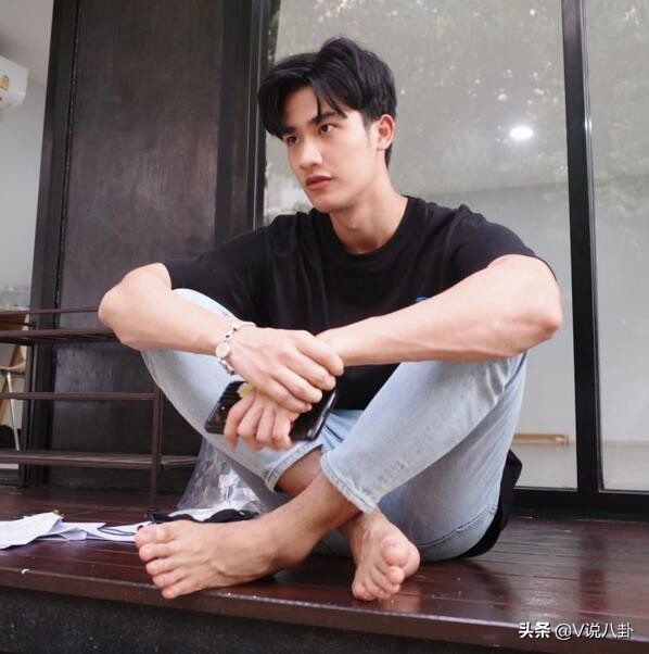 泰星姆哥ohm公布中文名，偶像剧男主配置，这些