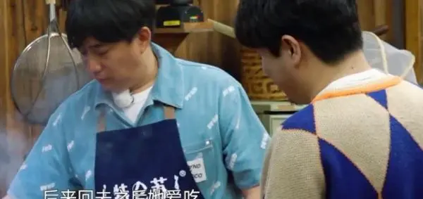 《向往的生活》几个意思？借红烧肉挺黄晓明杨颖，中间又插陈伟霆