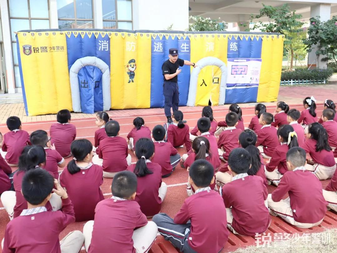 珠海锐警少年警训：安全教育进校园，护航珠海市香洲区格力学校