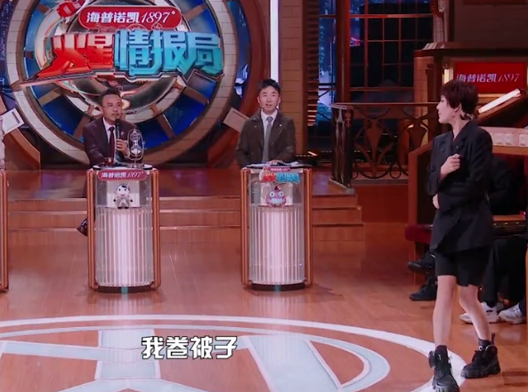 张馨予高调秀恩爱，首次公开何捷对她的家训：两口子不能分被子睡