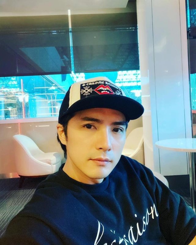 贺军翔不想要处女座宝宝，太太提前剖腹诞下“狮子”小女儿