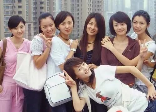 郑爽“疯癫”的答案，早已写在我们4年前和爽爸