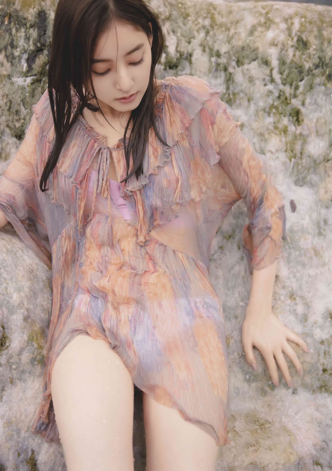 新木优子可爱却不失性感的元气美女图片