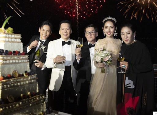 台媒曝郭碧婷中秋生下女儿！祖孙三代都属鼠，婆婆向太终圆抱孙梦