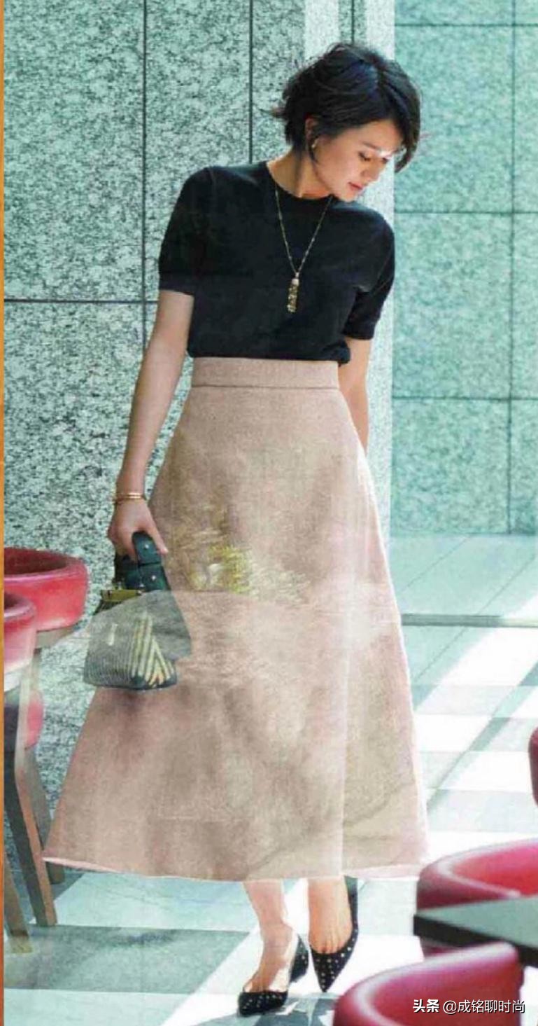 会不会穿搭一眼就能看出来！10组精致减龄的日系穿搭，会给你启发